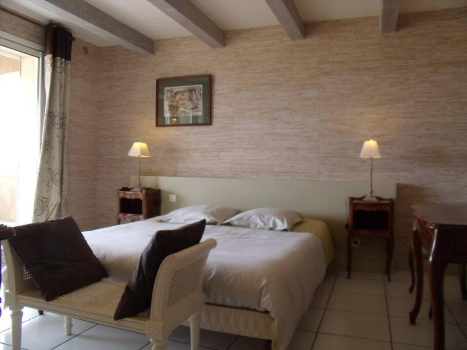 En Le Clos De La Cerise Apartment Châteauneuf-du-Pape
